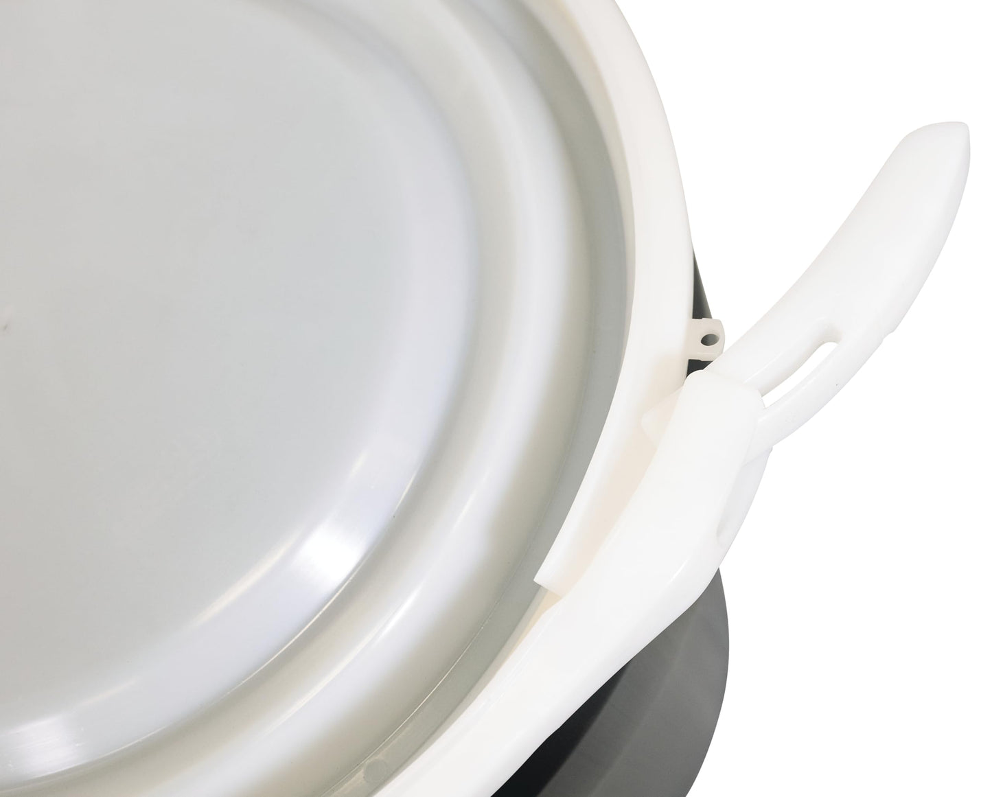 Eagle 30 Gallon Plastic Drum with Lid, Metal Lever-Lock, 28.5"x21.1", Open Head Lab Pack Drum Made of Durable, Lightweight HDPE, Withstands Weather and Chemicals, Made in USA, Blue, 1601MB