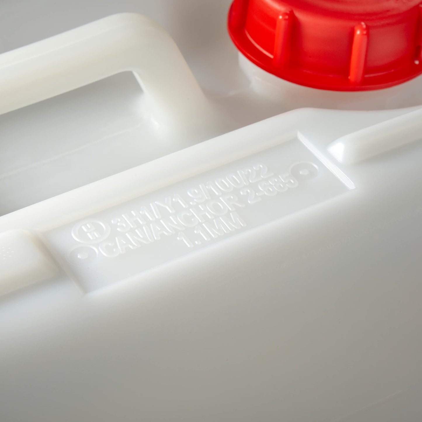 Consolidated Plastics 5 Gallon Stackable Carboy with Leakproof Cap and Handle, HDPE Food Grade, BPA Free, Made in USA (Natural, 4 Pack)