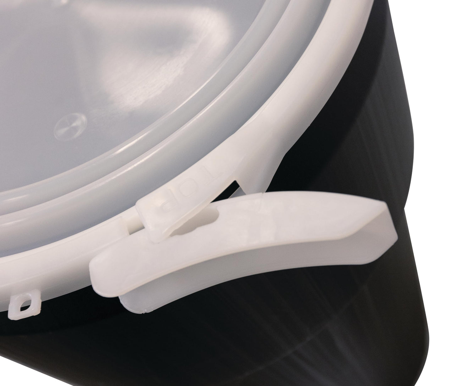 Eagle 30 Gallon Plastic Drum with Lid, Metal Lever-Lock, 28.5"x21.1", Open Head Lab Pack Drum Made of Durable, Lightweight HDPE, Withstands Weather and Chemicals, Made in USA, Blue, 1601MB