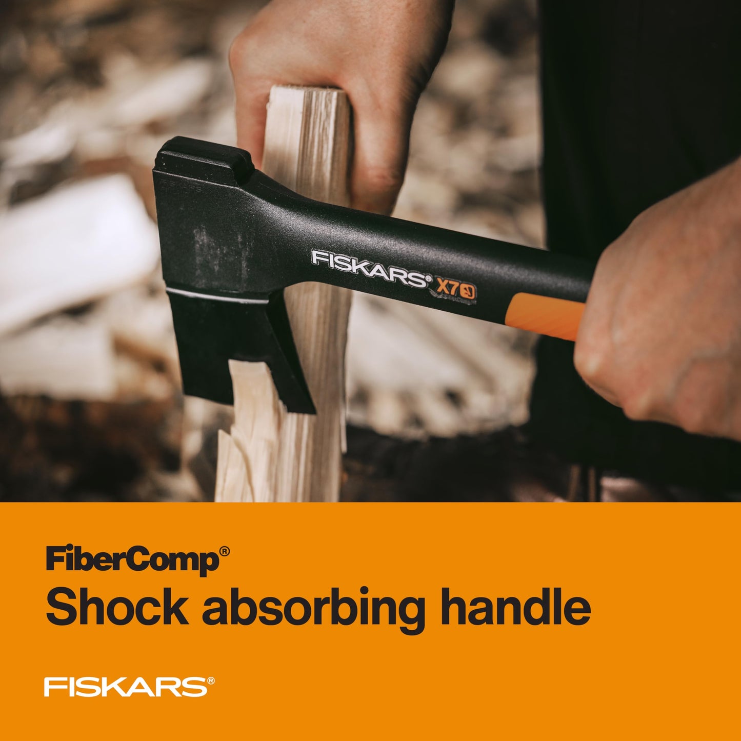 Fiskars X27 Super Splitting Axe - 36" Wood Splitting Axe for Medium to Large Size Logs with Shock-Absorbing Handle - Split Firewood - Forged Steel Blade - Bushcraft Gear and Camping Axe
